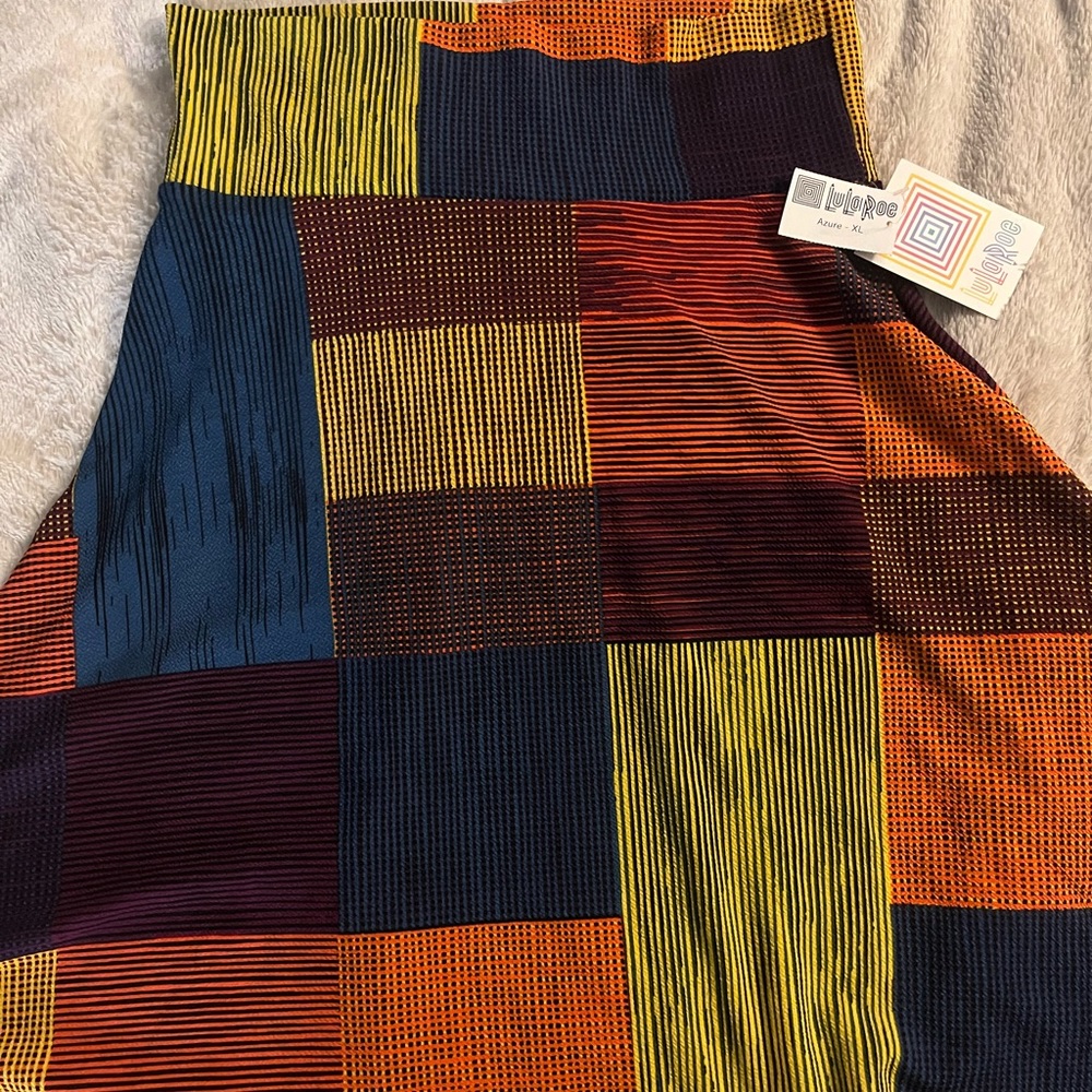 LulaRoe Azure Skirt NWT size XL